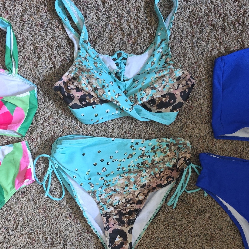Colorful Bikini Set - Picture 4 of 7